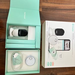 Owlet monitor duo. baby monitor and socks 3 generation
